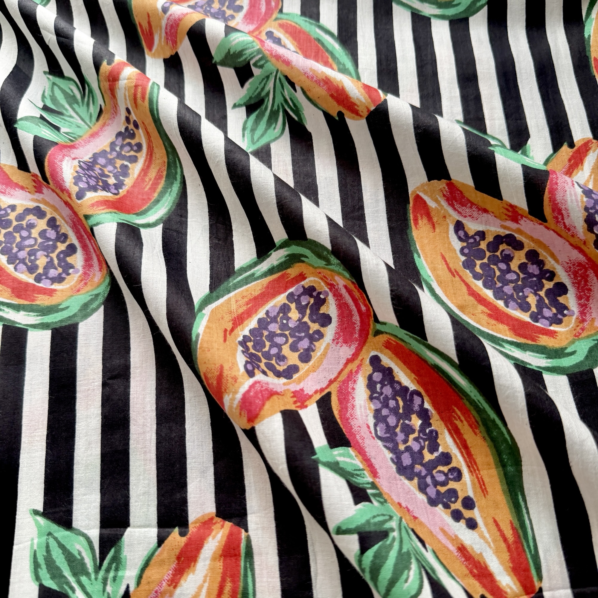 スクリーンプリント生地 No.472 - 画像 (5)